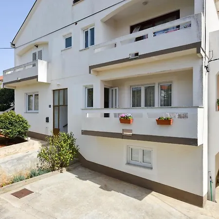 Apartament By The Sea Kali, Ugljan - 8246 *