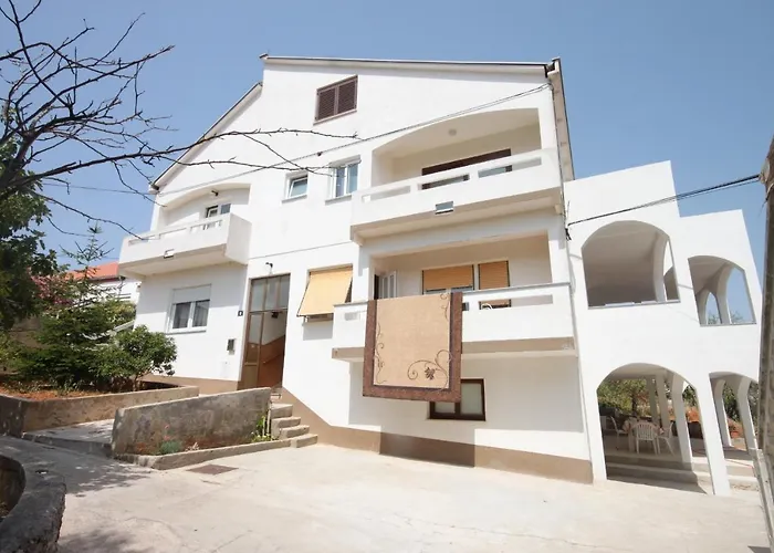 By The Sea Kali, Ugljan - 8246 Kali